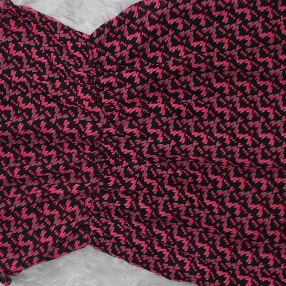 No boundaries dress - Picture 3 of 8